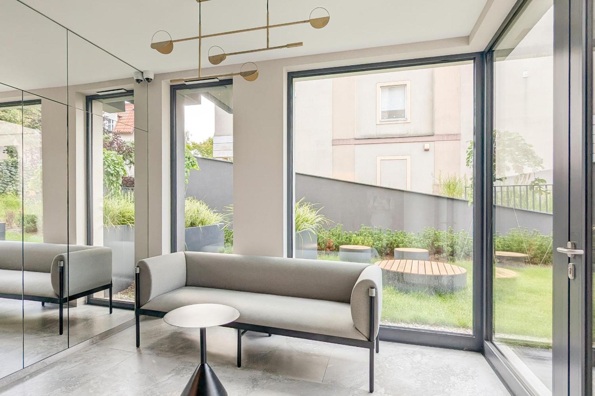Elegancki Apartament W Sopocie Z Parkingiem I Klimatyzacja Blisko Plazy By Rent Like Home ソポト エクステリア 写真